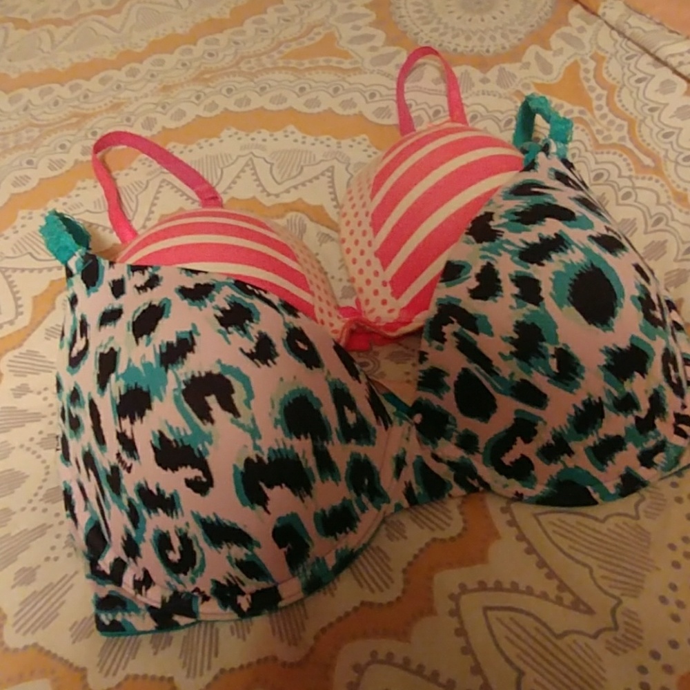 VS PINK Bras